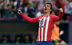 Griezmann celebra uno de sus goles al Girona.