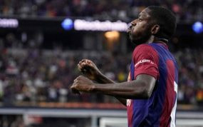 Dembelé celebra un gol con el Barcelona.