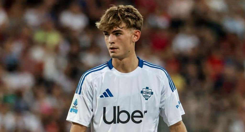 Nico Paz, en un partido con el Como.