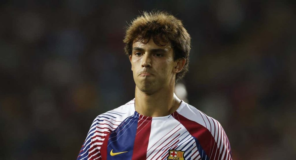 Joao Félix, en un partido con el Barcelona.