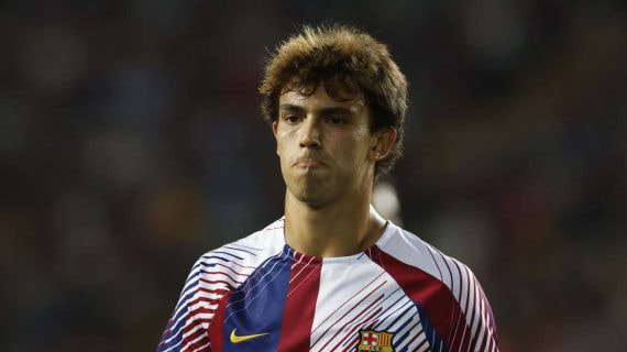 Joao Félix, en un partido con el Barcelona.