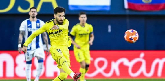 Álex Baena, esta temporada con el Villarreal.