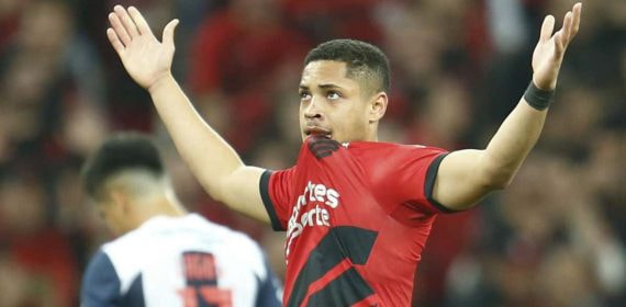 Vitor Roque jugará en el Barcelona.