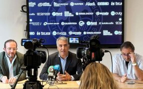 Responsable del At. Lleida en rueda de prensa.