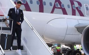 Luis Suárez, a su llegada a Catar con la selección uruguaya.