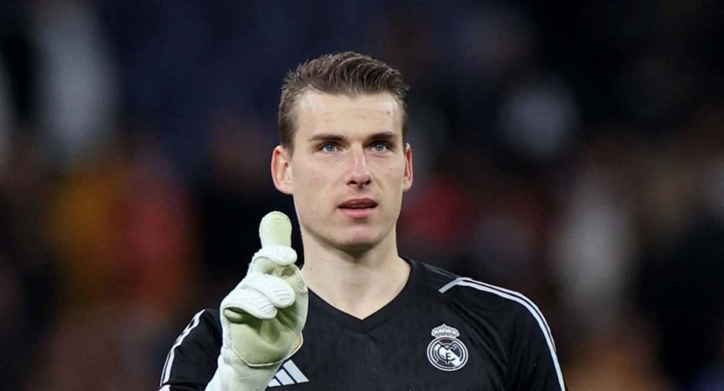 Lunin, con el Real Madrid.