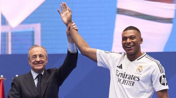 Florentino Pérez y Mbappé, en la presentación del francés.