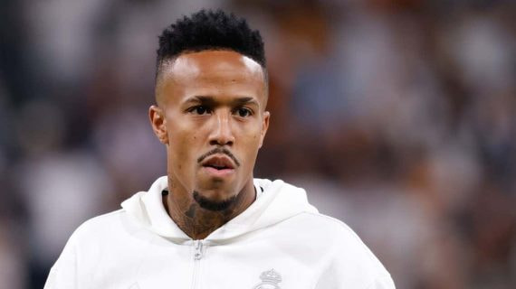 Éder Militao, antes de un partido con el Real Madrid.