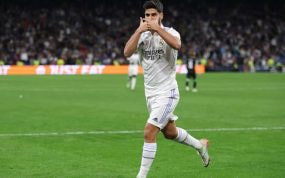 Asensio celebra el gol ante el Celtic.