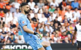 Mamardashvili en Mestalla.