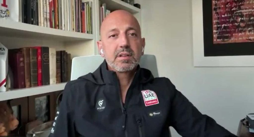 Matxín ha atendido a Relevo a escasos días de que Tadej Pogacar vuelva a la competición en la Milán-San Remo.