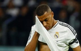 Mbappé, durante el partido contra el Milan.