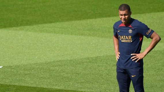 Kylian Mbappé durante un entrenamiento con el PSG.