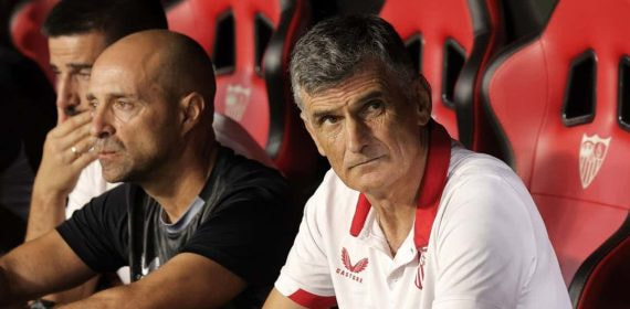 José Luis Mendilibar, durante su etapa como entrenador del Sevilla.