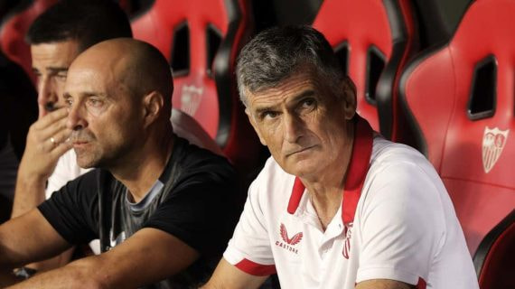 José Luis Mendilibar, durante su etapa como entrenador del Sevilla.