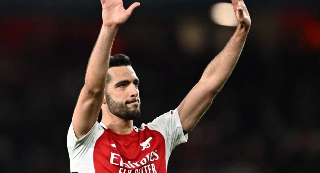 Mikel Merino, en un partido con el Arsenal.