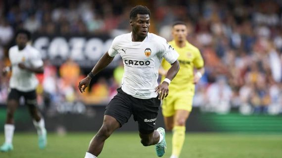 Yunus Musah, en un partido con el Valencia la pasada temporada.