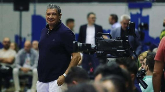 Misko Raznatovic durante un partido de Mega.