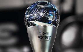 El trofeo The Best.