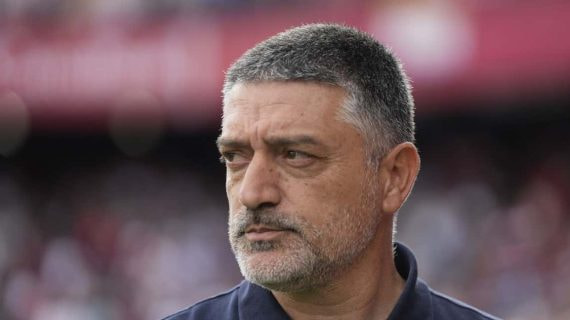 García Pimienta durante el Sevilla-Atlético de Madrid.