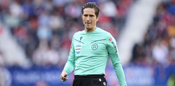 Munuera Montero, en un partido.