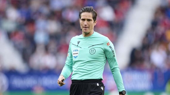 Munuera Montero, en un partido.