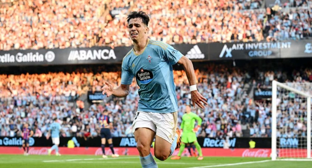 Gabri Veiga celebra un gol ante el Barcelona la temporada pasada.
