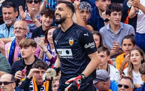 Mamardashvili en Mestalla.