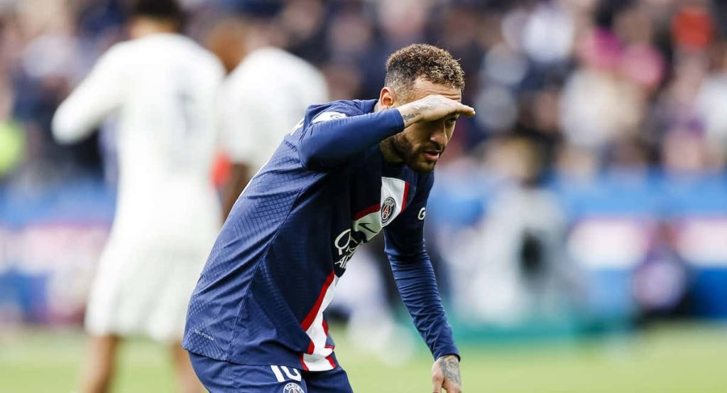 Neymar, futuro incierto.