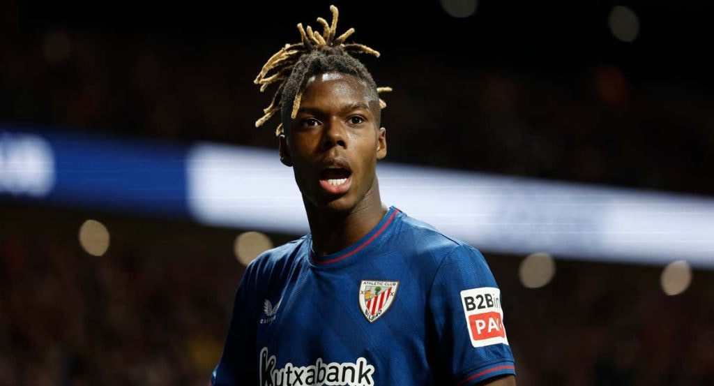Nico Williams durante un partido con el Athletic Club.