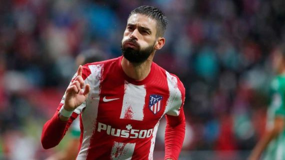 Yannick Carrasco, objetivo del Barça para verano.