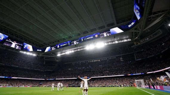 El estadio Santiago Bernabéu durante un Real Madrid-Barcelona.