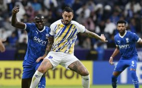 Joselu en un partido en Catar.