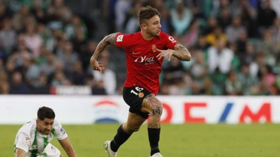 Pablo Maffeo en un partido.