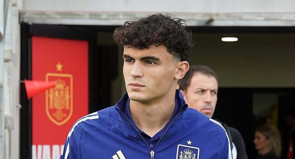 Bajcetic, durante una concentración de la Selección Sub-21.