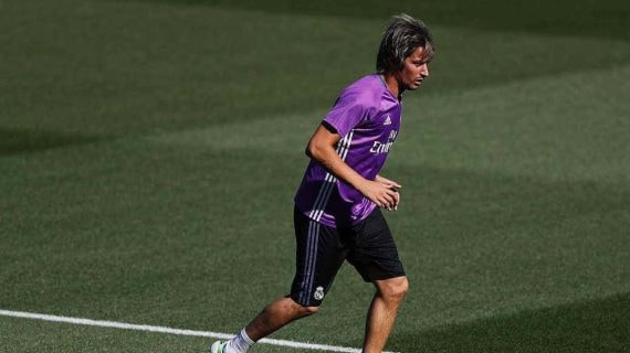 Fábio Coentrão en un entrenamiento con el Real Madrid.