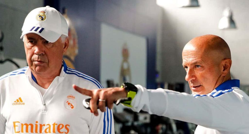 Pintus, con Ancelotti en el gimnasio de Valdebebas.