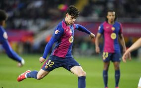 Héctor Fort en el partido contra la Real Sociedad.
