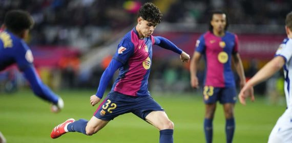 Héctor Fort en el partido contra la Real Sociedad.