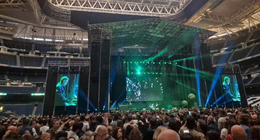 El Bernabéu, durante el concierto de Locos por la música.