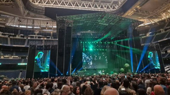 El Bernabéu, durante el concierto de Locos por la música.