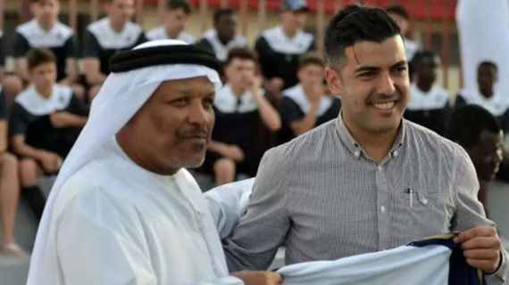 Rayco, junto a uno de los jeques de Arabia Saudí