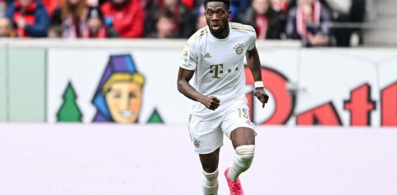 Alphonso Davies, lateral izquierdo del Bayern.