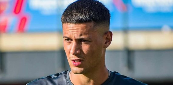 Alan Godoy, jugador del Eldense, interesa a los filiales de Real Madrid y Barcelona.