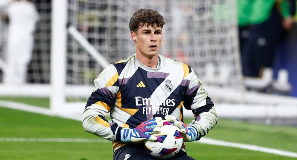 Kepa, calentando en el Bernabéu.