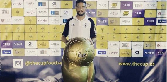 Adrià Díaz, con el Real Madrid.