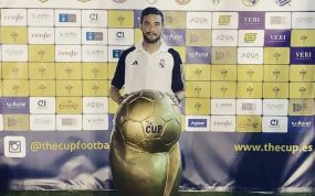 Adrià Díaz, con el Real Madrid.