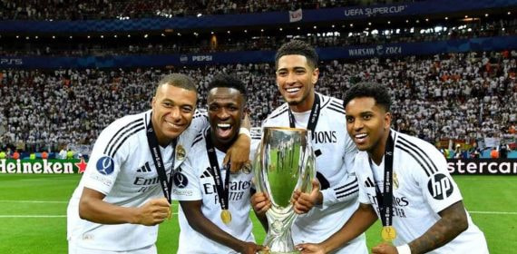 Rodrygo, Mbappé, Bellingham y Vinicius, en Varsovia.