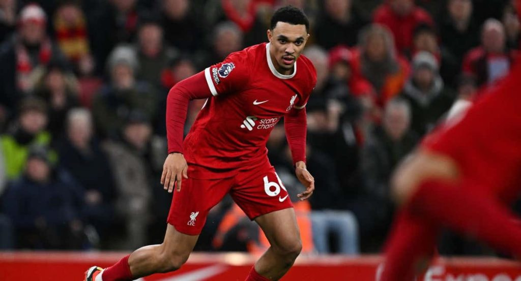 Trent Alexander-Arnold, en un partido reciente del Liverpool.