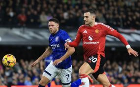 El lateral portugués Diogo Dalot en el partido que les enfrentó al Ipswick Town.